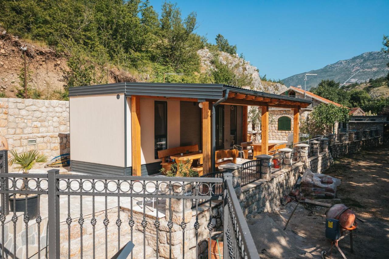 River Huts Zrmanja Obrovac Eksteriør billede