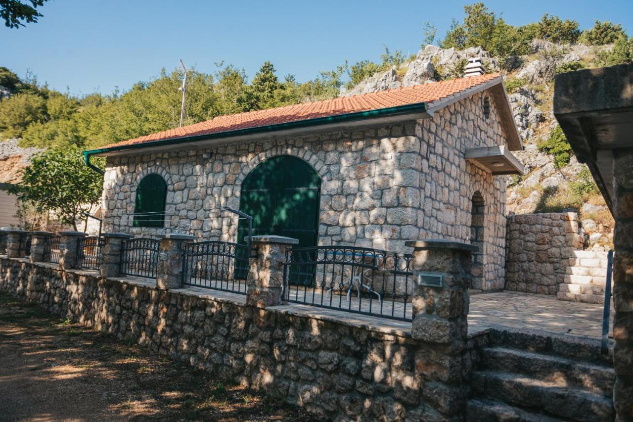 River Huts Zrmanja Obrovac Eksteriør billede